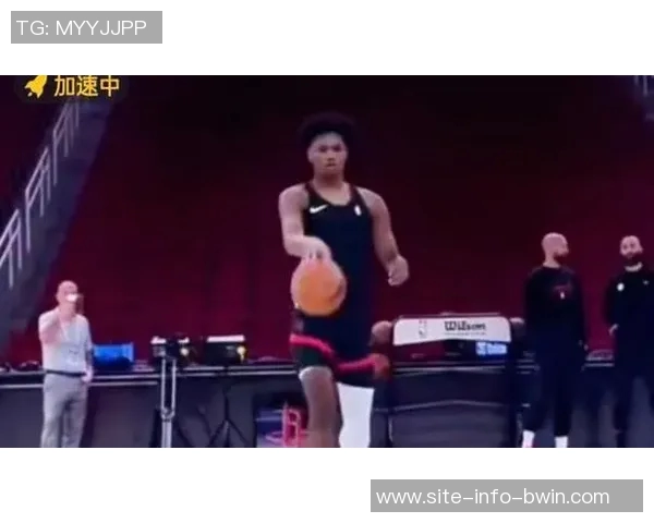 火箭队第四节三分球命中率低迷全场合计三分球仅中三投