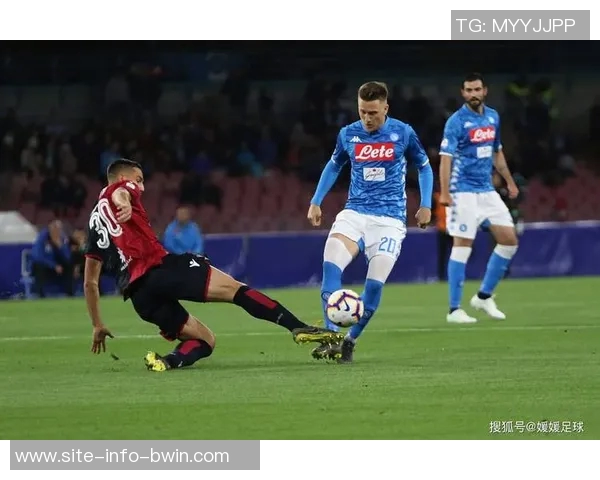 亚特兰大与那不勒斯上半场战况分析别克马进球桑托斯进球遭判无效